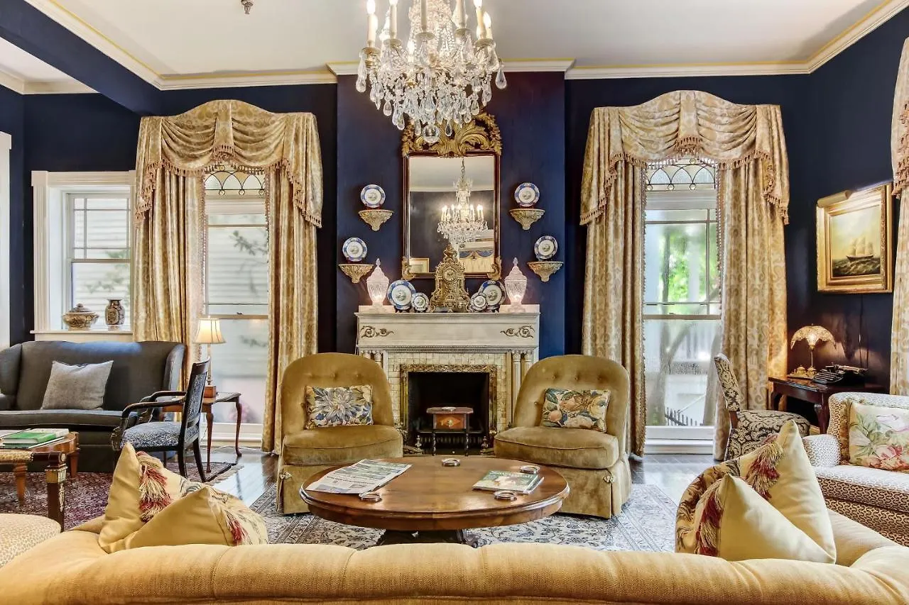 Ballastone Inn Savannah ABD