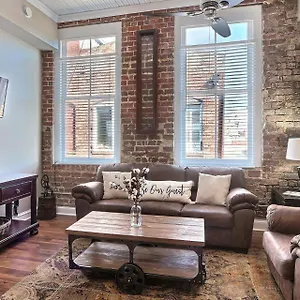 Broughton Hideaway Apartment